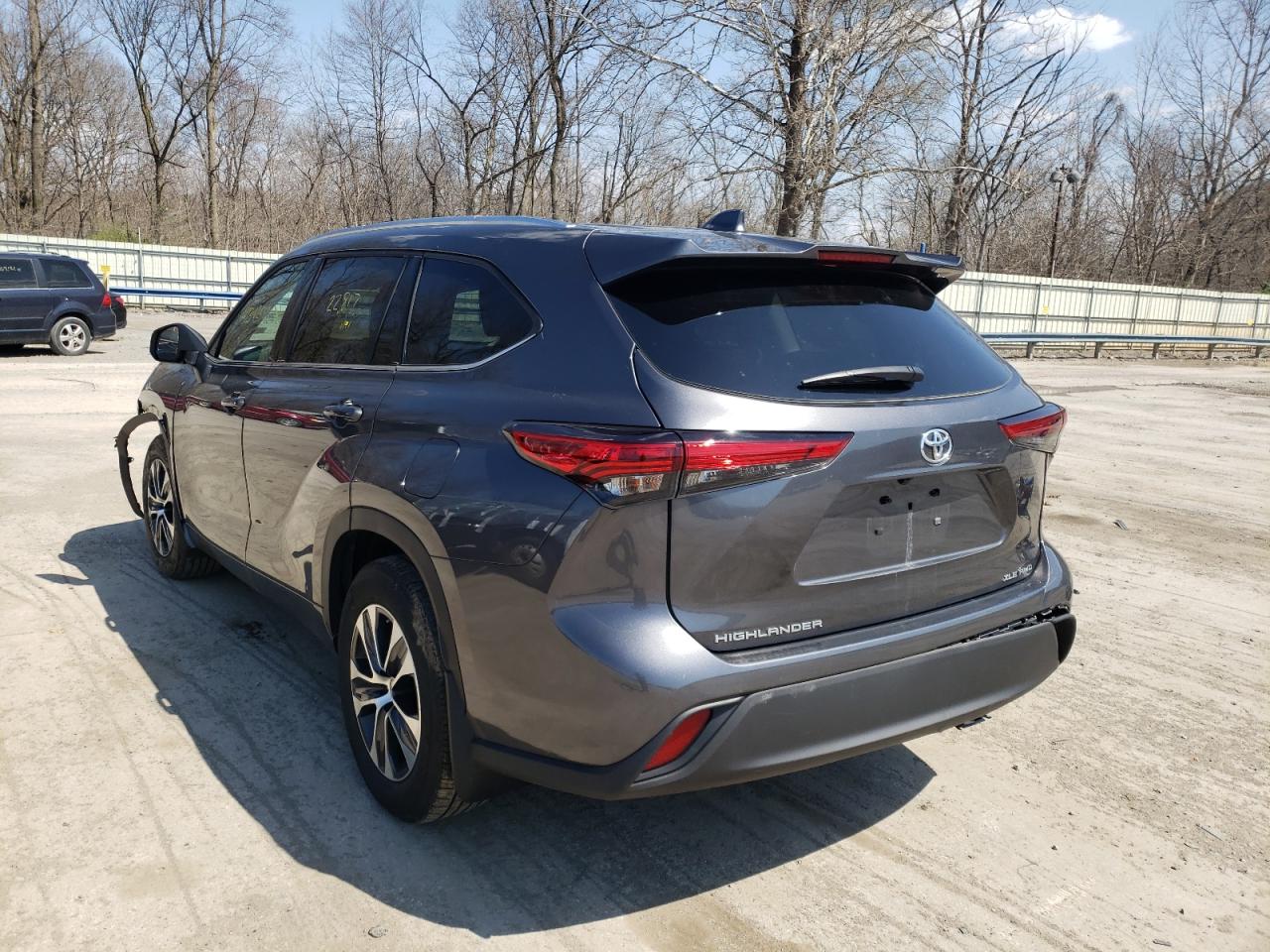 Photo 3 from auction – 2021 TOYOTA HIGHLANDER with VIN 5TDHZRBH8MS073135