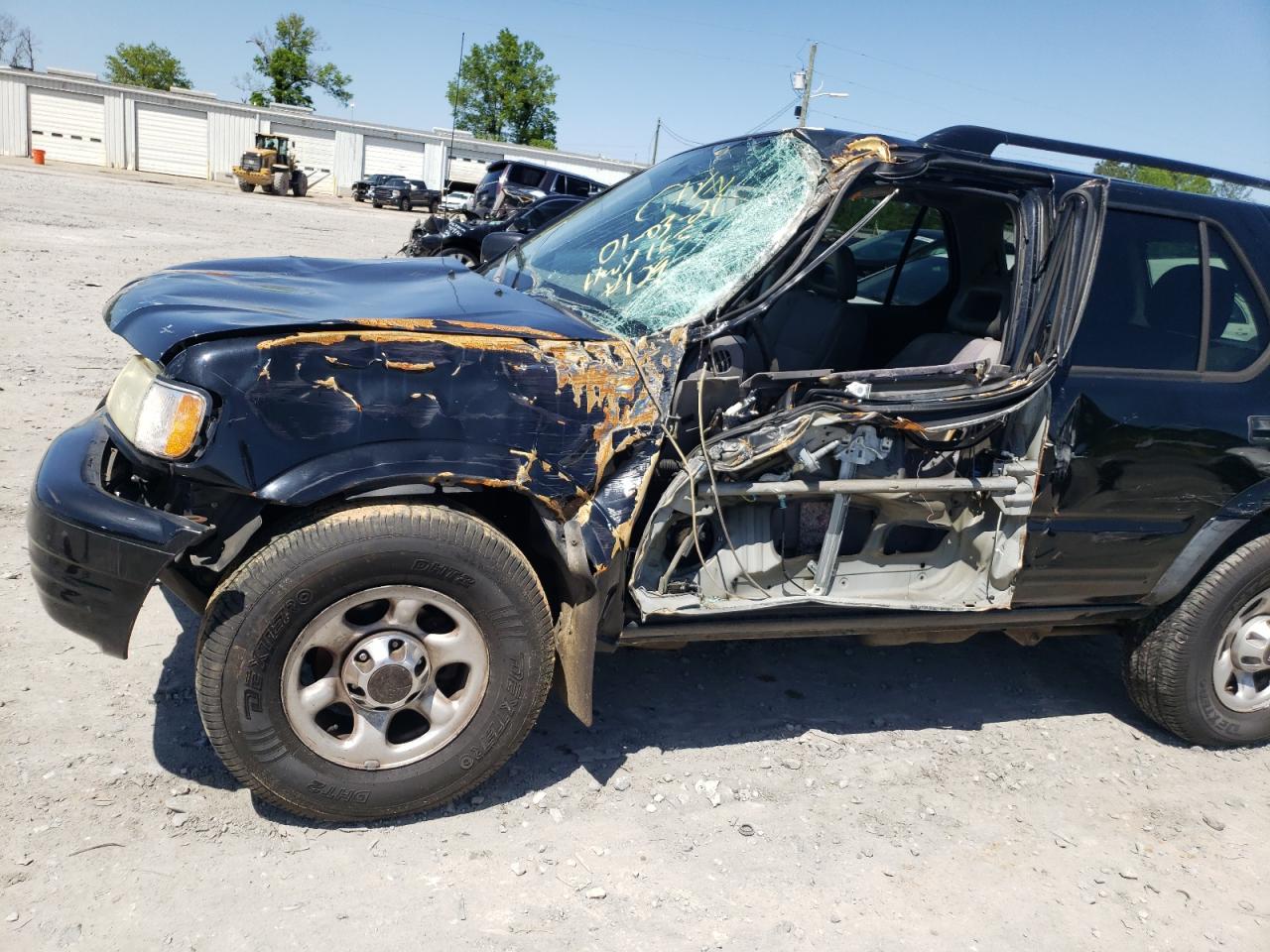 Photo 10 from auction – 2003 ISUZU RODEO S with VIN 4S2CK58W734309947