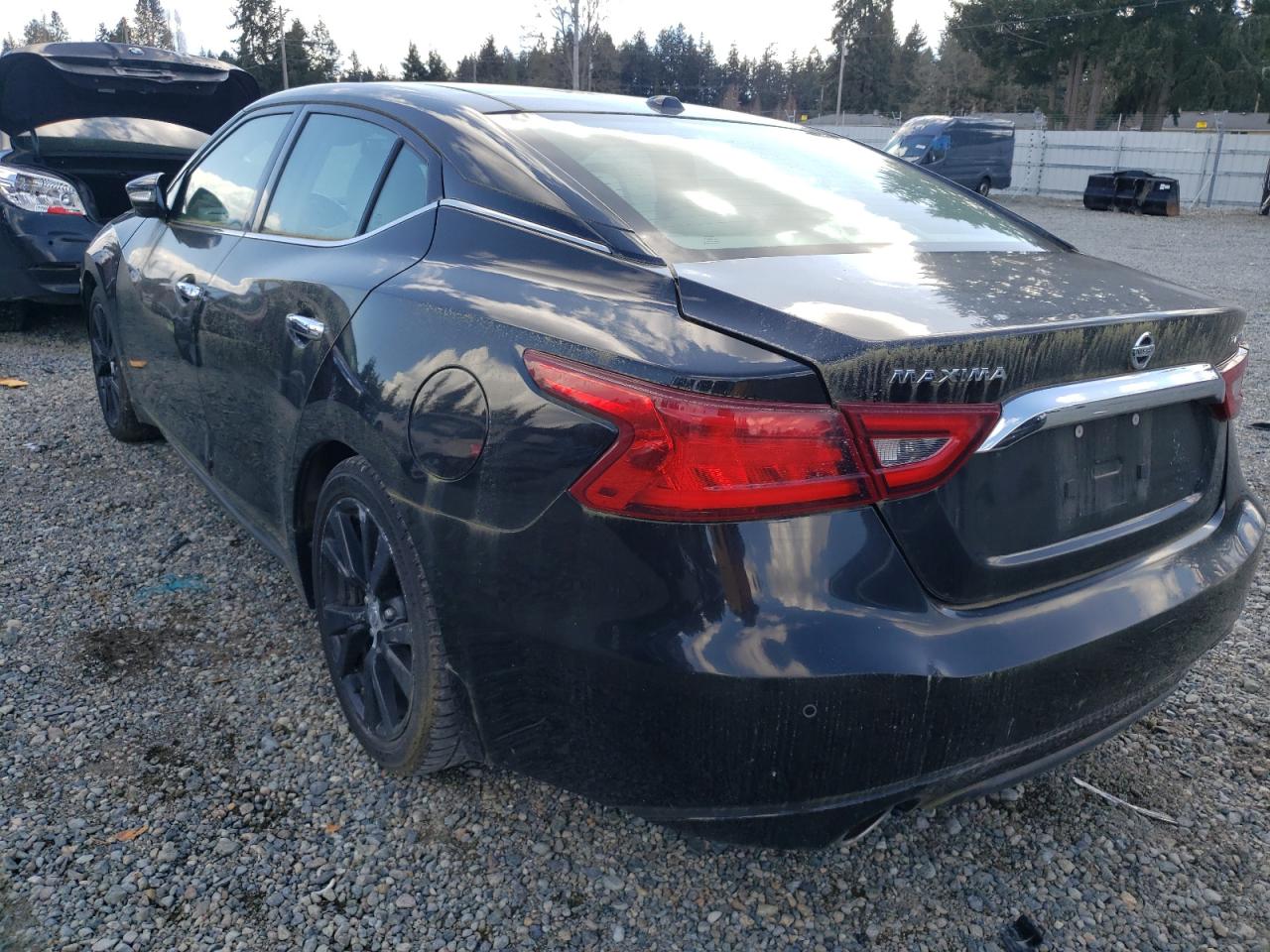 Photo 3 from auction – 2017 NISSAN MAXIMA 3.5 with VIN 1N4AA6AP5HC394661