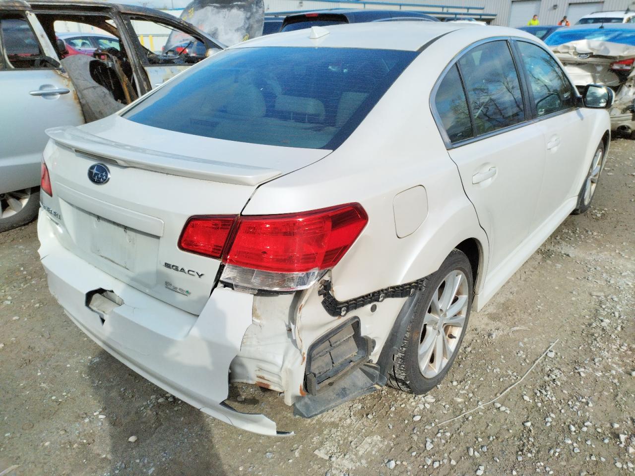Zdjęcie 4 z aukcji – 2014 SUBARU LEGACY 2.5 z VIN 4S3BMBL60E3017170