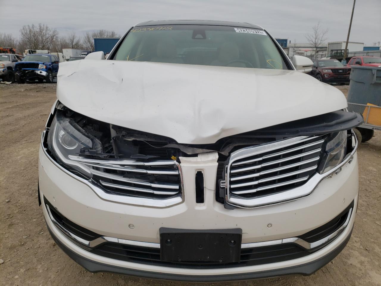 Photo 20 from auction – 2016 LINCOLN MKX RESERV with VIN 2LMTJ8LR4GBL44359