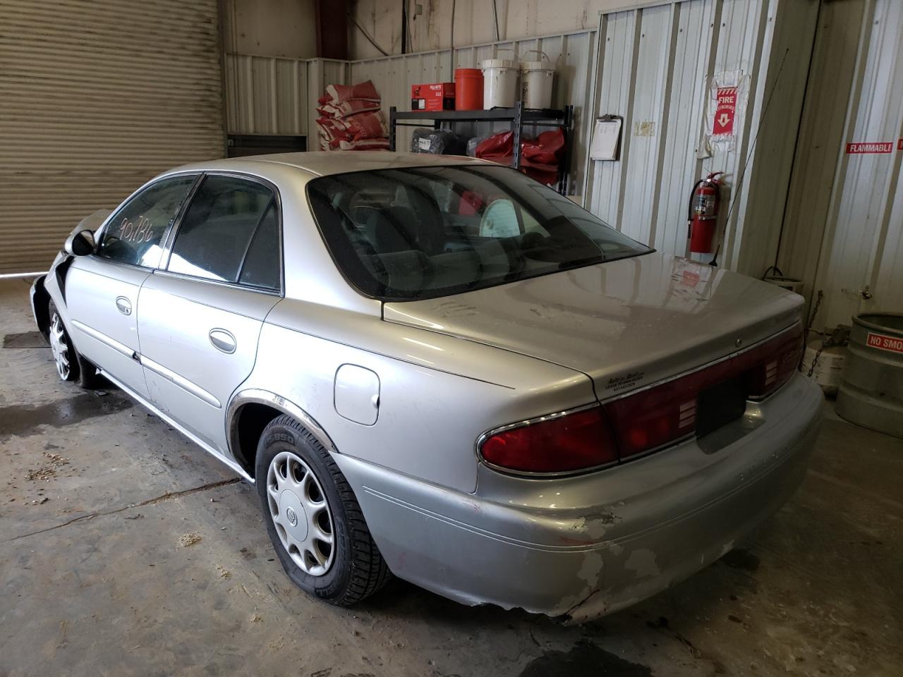 Photo 3 from auction – 2005 BUICK CENTURY CU with VIN 2G4WS52J751149570