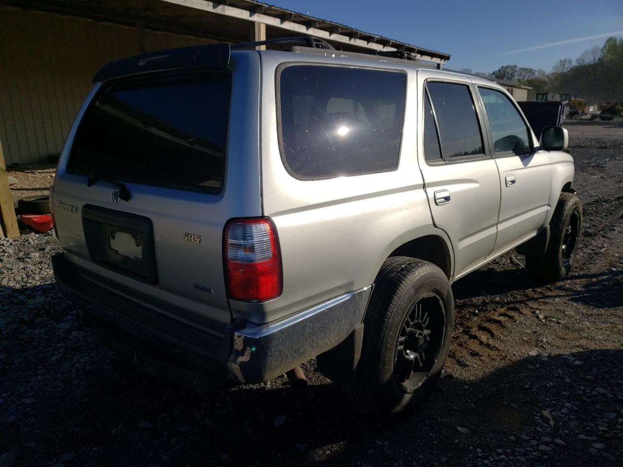 Photo 4 from auction – 2001 TOYOTA 4RUNNER SR with VIN JT3GN86R610198254
