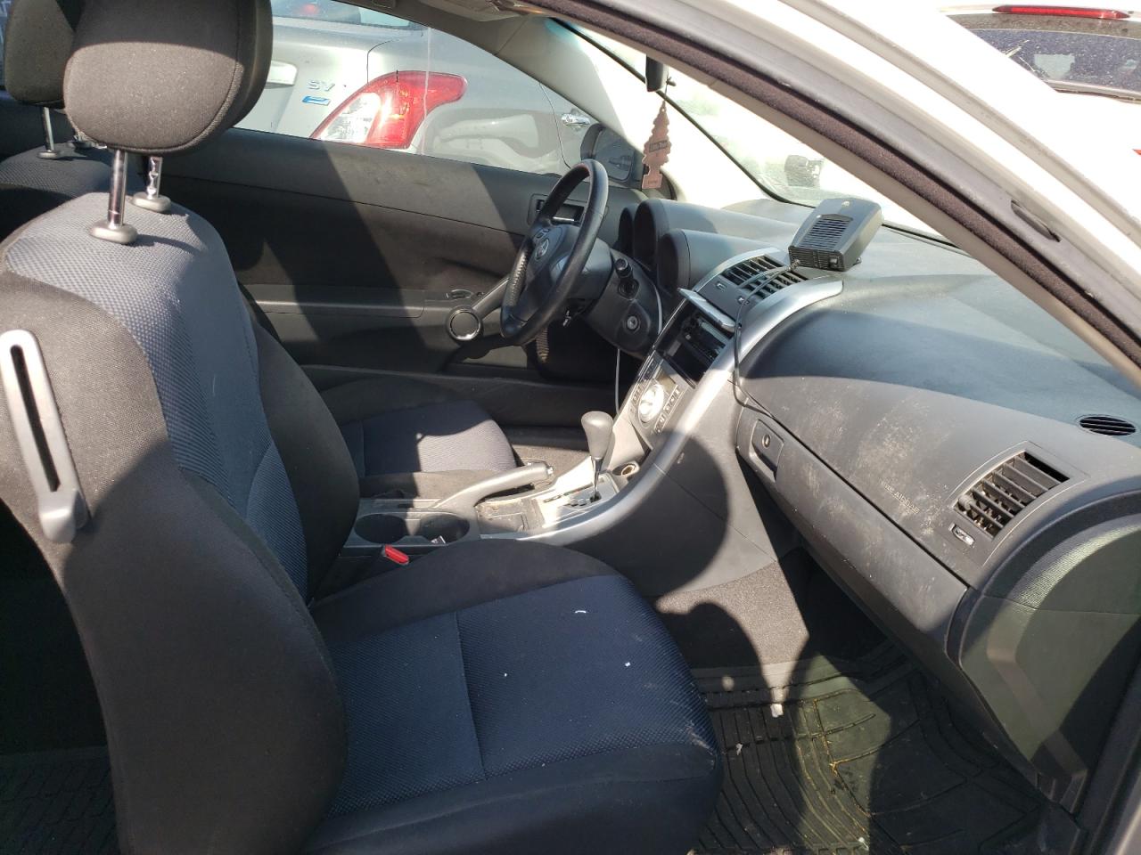 Photo 5 from auction – 2006 TOYOTA SCION TC with VIN JTKDE177560106540