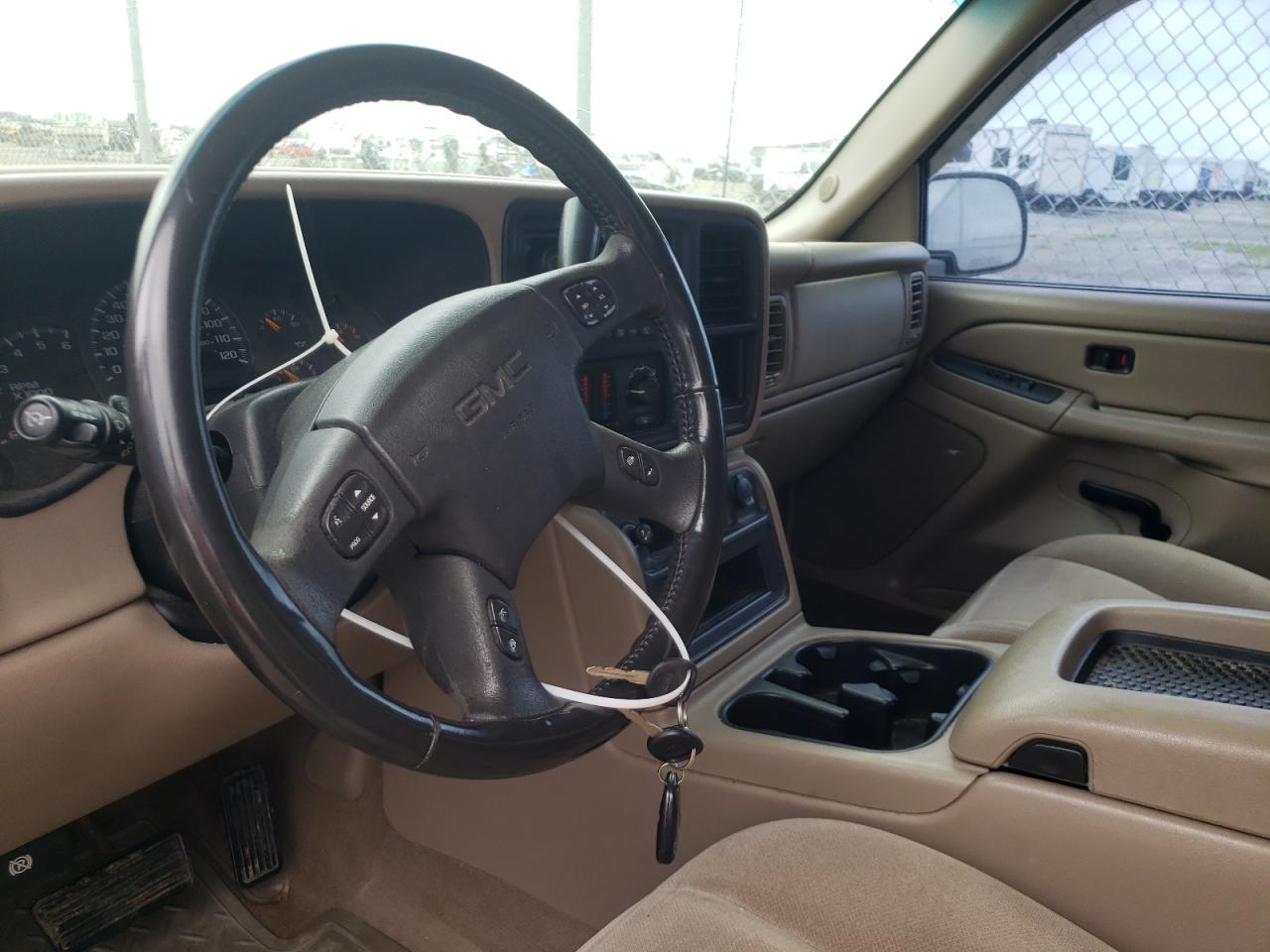 Foto 9 de la subasta – 2004 GMC NEW SIERRA con VIN 2GTEC13T641312262