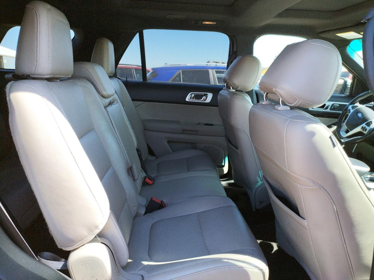 Photo 6 from auction – 2013 FORD EXPLORER L with VIN 1FM5K7F87DGA50781