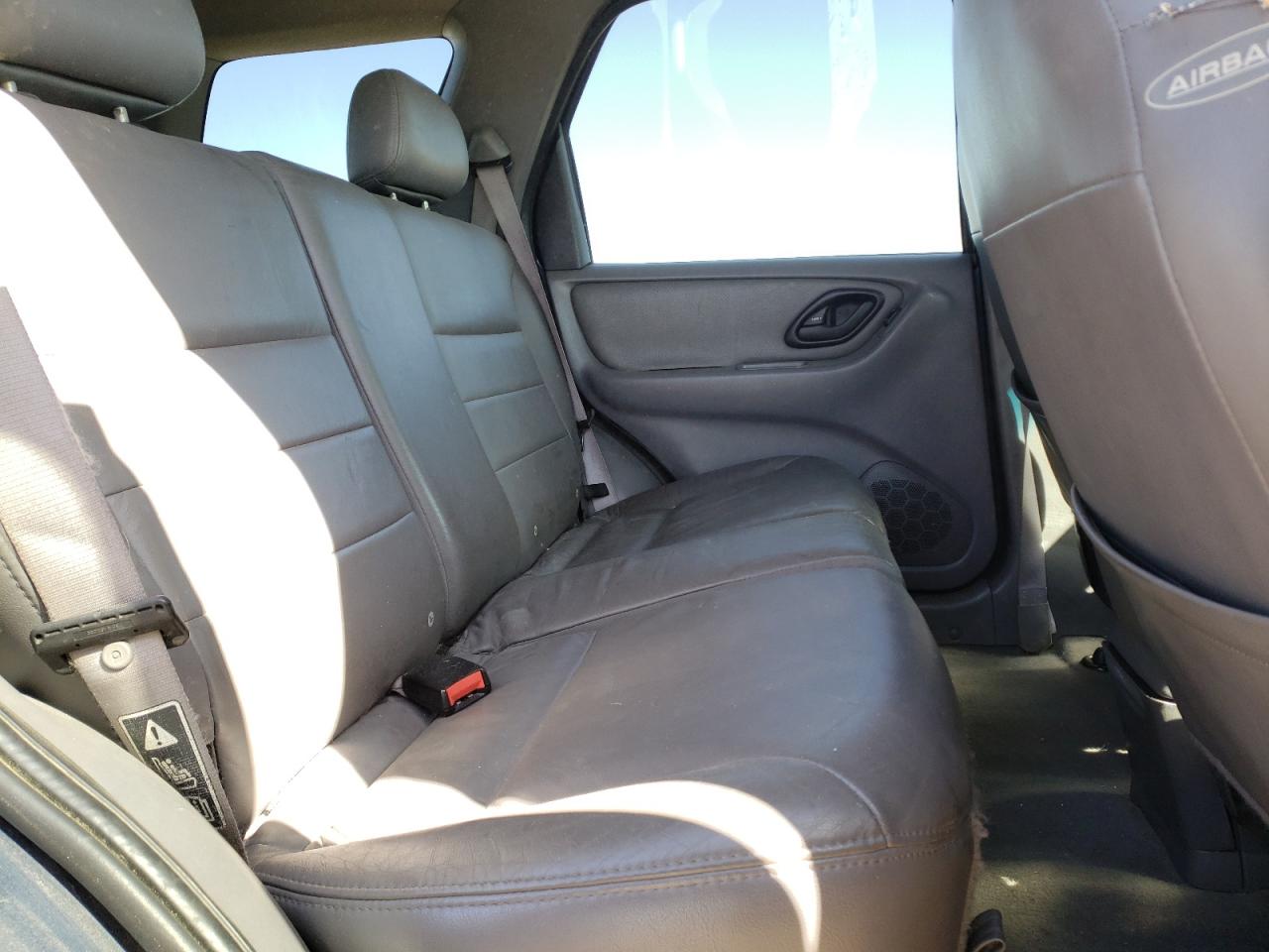 Photo 6 from auction – 2003 FORD ESCAPE with VIN 1FMCU04141KF78835