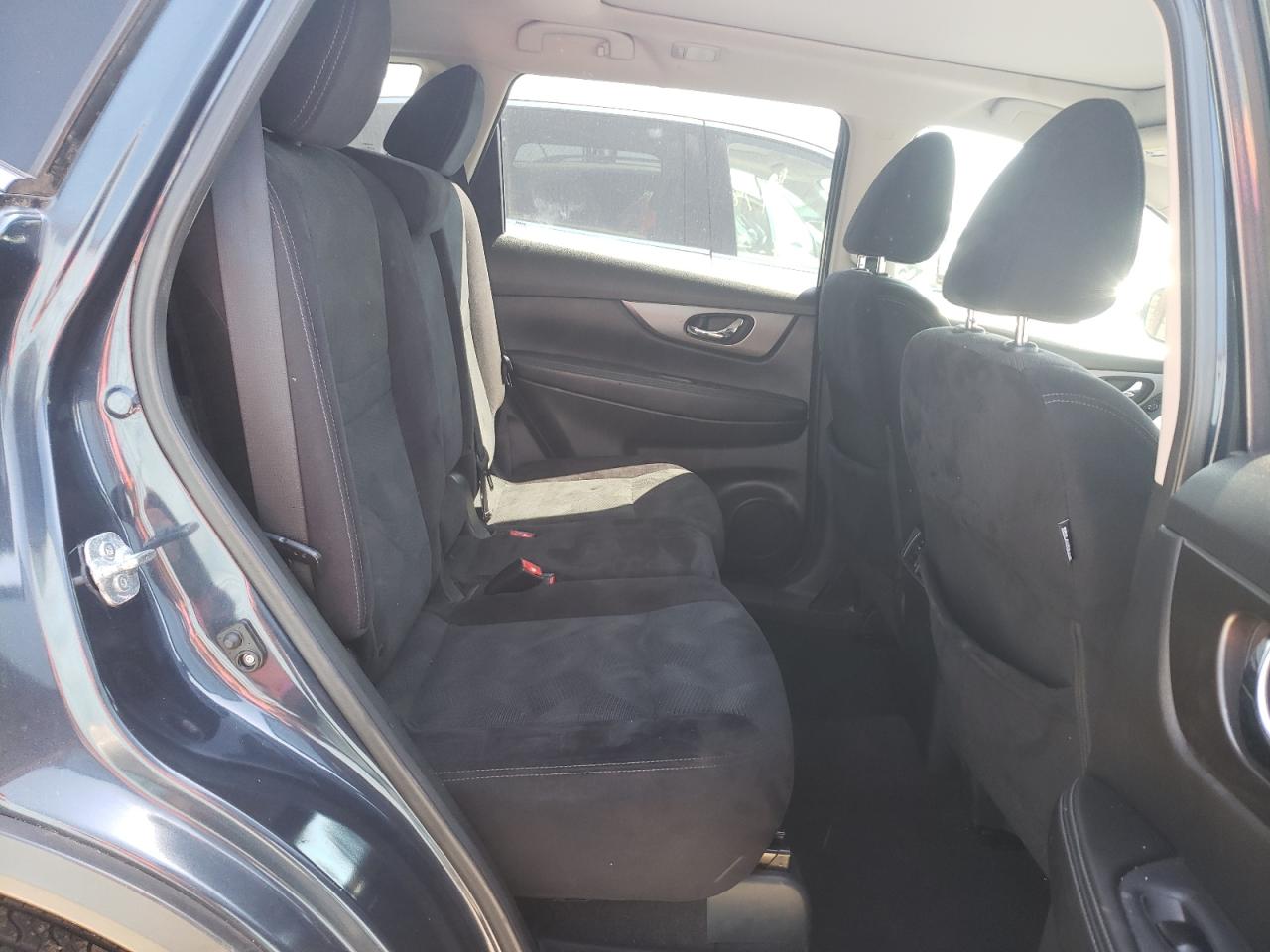 Photo 6 from auction – 2015 NISSAN ROGUE S with VIN 5N1AT2MVXFC796806