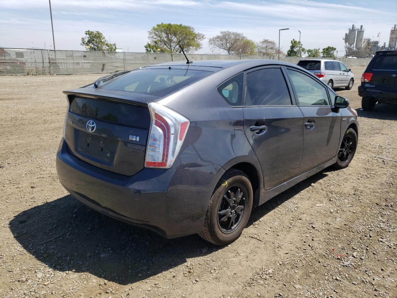 Photo 4 from auction – 2013 TOYOTA PRIUS with VIN JTDKN3DU7D5590666