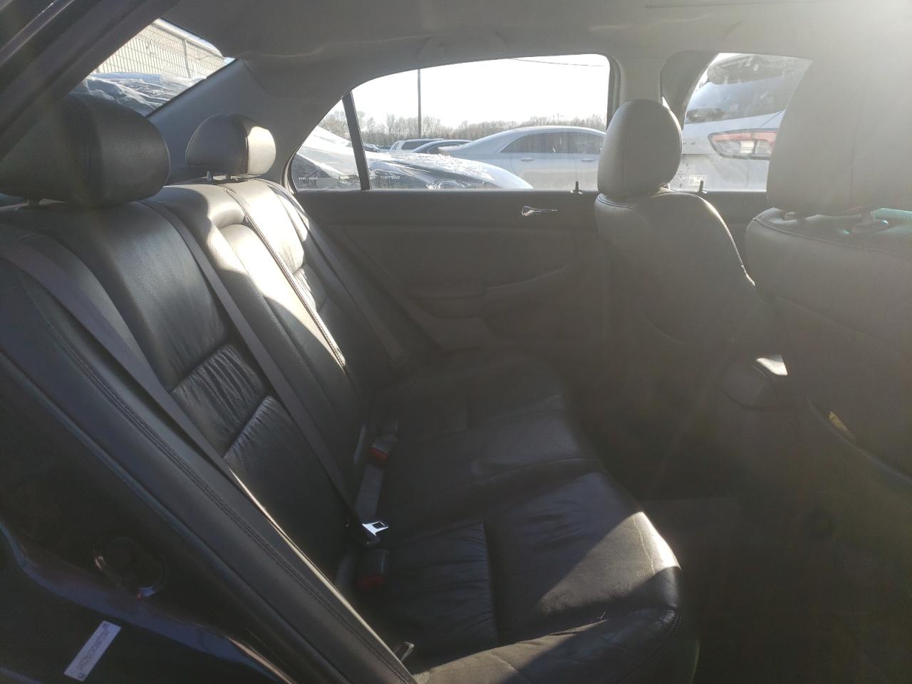 Photo 6 from auction – 2005 HONDA ACCORD EX with VIN 1HGCM66525A077382