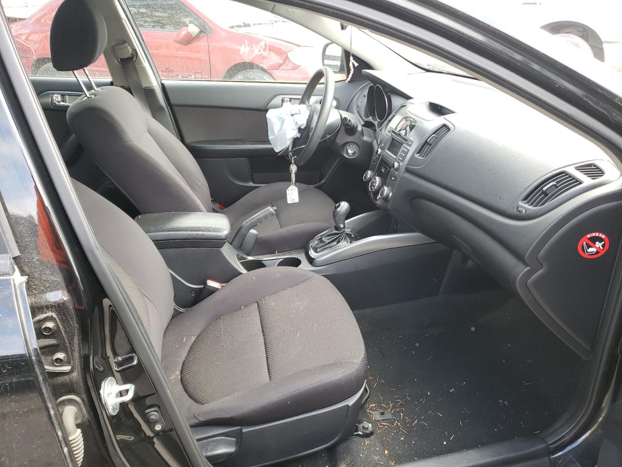 Photo 5 from auction – 2021 KIA FORTE FE with VIN 3KPF24AD1ME387359