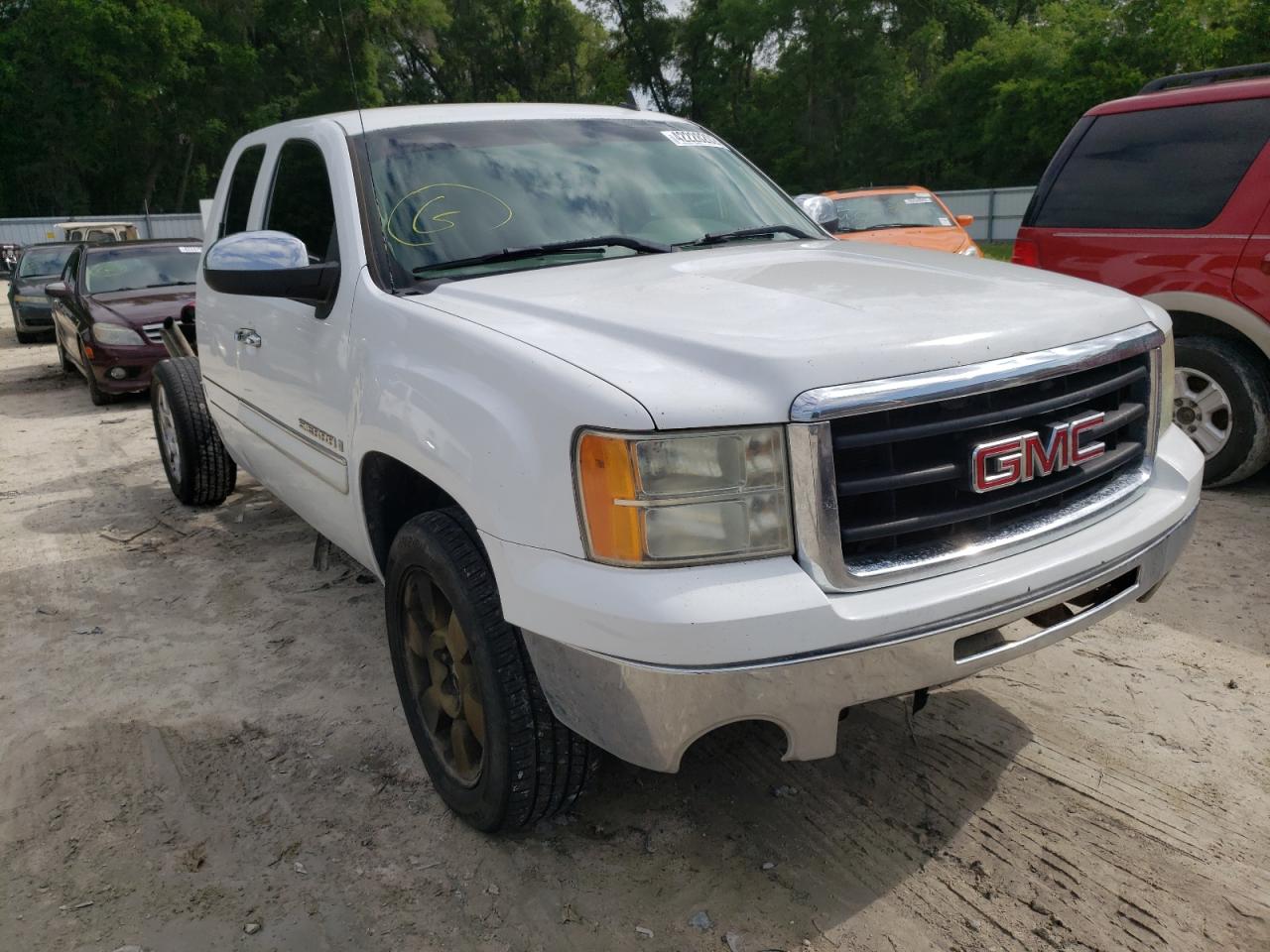 GMC SIERRA C15 2009 with VIN 2GTEC290X91133829 - Photo from auction