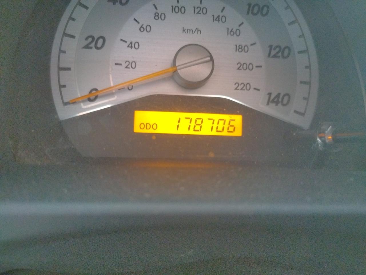 Photo 8 from auction – 2005 TOYOTA SCION TC with VIN JTKDE177750004977