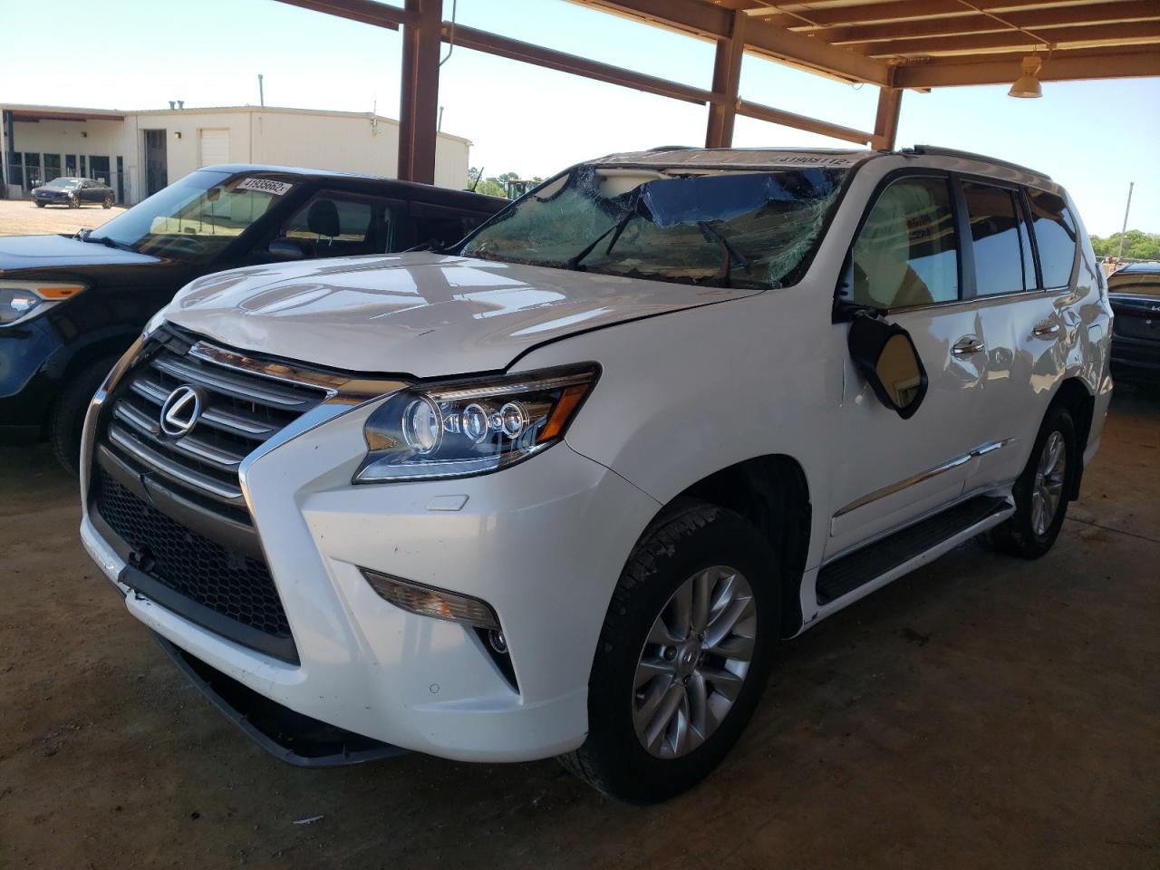 Photo 2 from auction – 2018 LEXUS GX 460 with VIN JTJBM7FX1J5203670