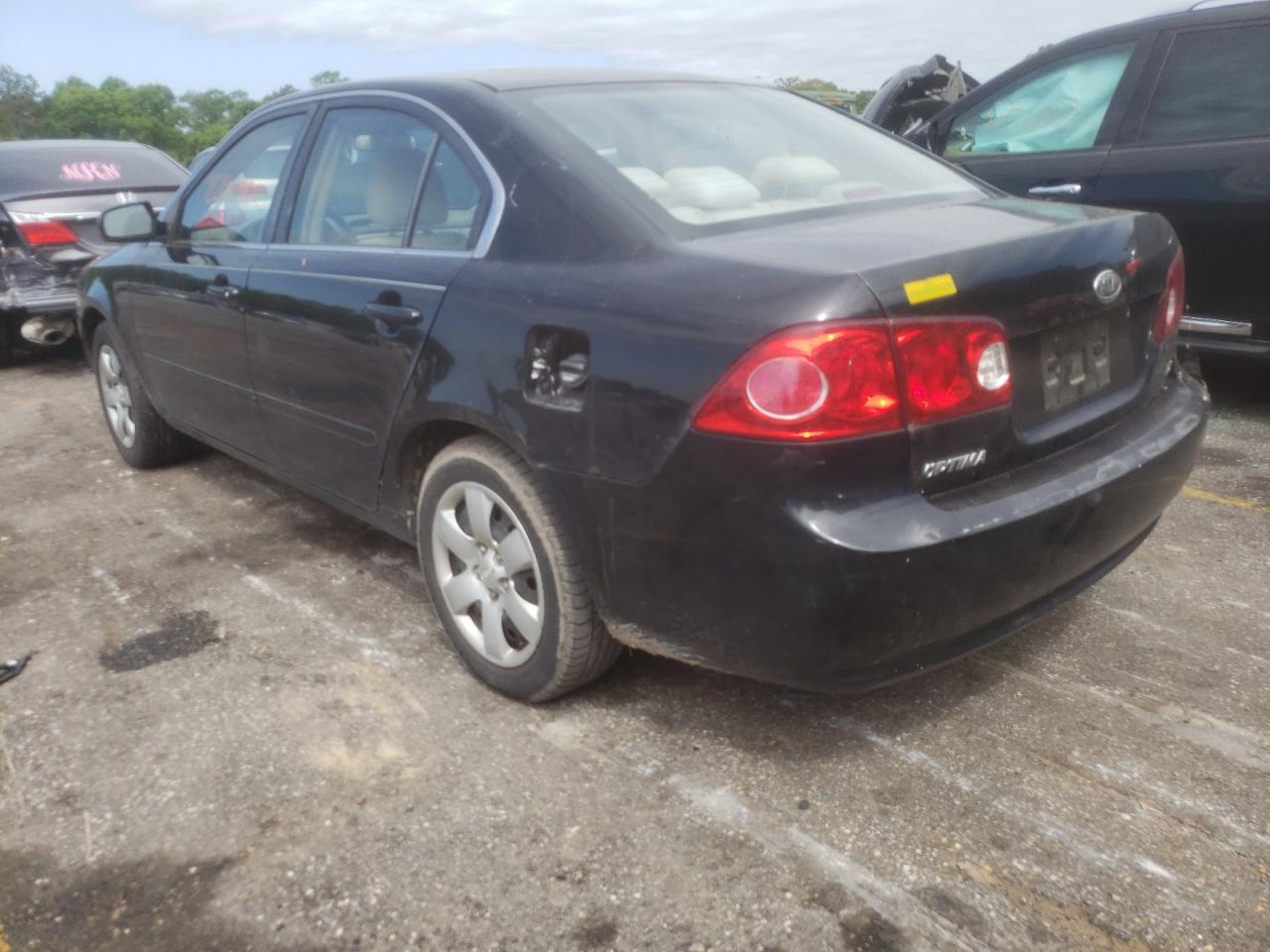 Photo 3 from auction – 2008 KIA OPTIMA LX with VIN KNAGE123885205316