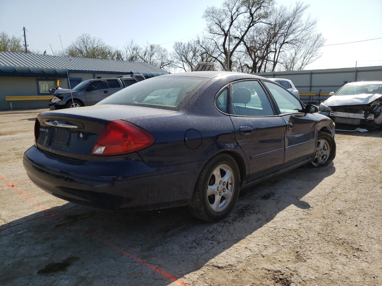 Photo 4 from auction – 2002 FORD TAURUS SE with VIN 1FAFP53U82G110344