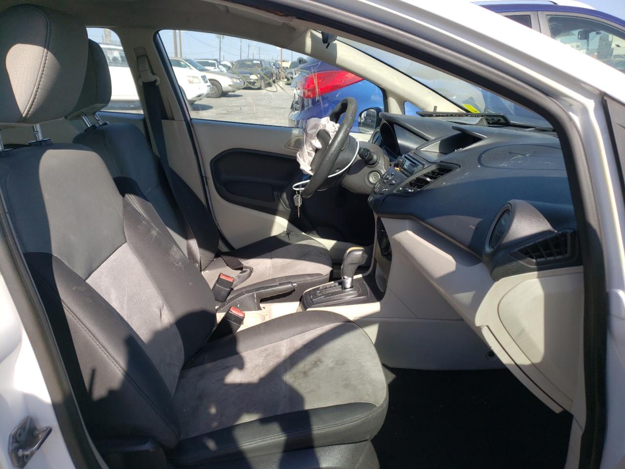 Photo 5 from auction – 2012 FORD FIESTA S with VIN 3FADP4AJ7CM123829