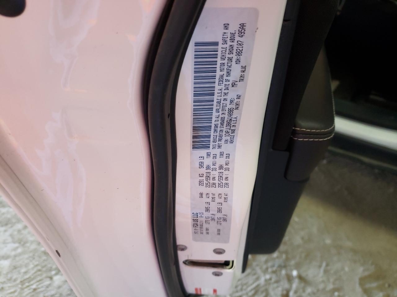 Photo 10 from auction – 2016 JEEP CHEROKEE L with VIN 1C4PJLDB0GW140985