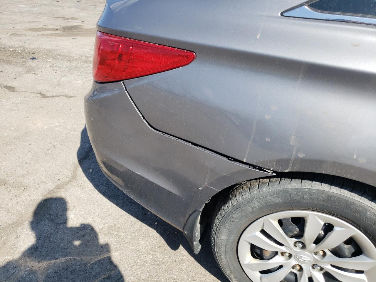 Photo 9 from auction – 2012 HYUNDAI SONATA GLS with VIN 5NPEB4AC8CH361967