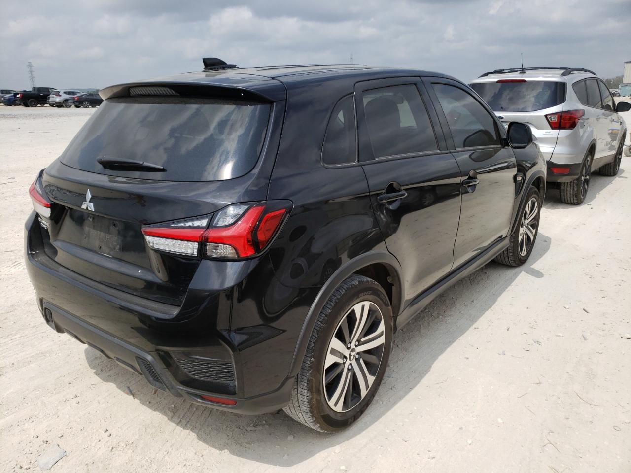 Photo 4 from auction – 2020 MITSUBISHI OUTLANDER with VIN JA4AP3AU8LU001939
