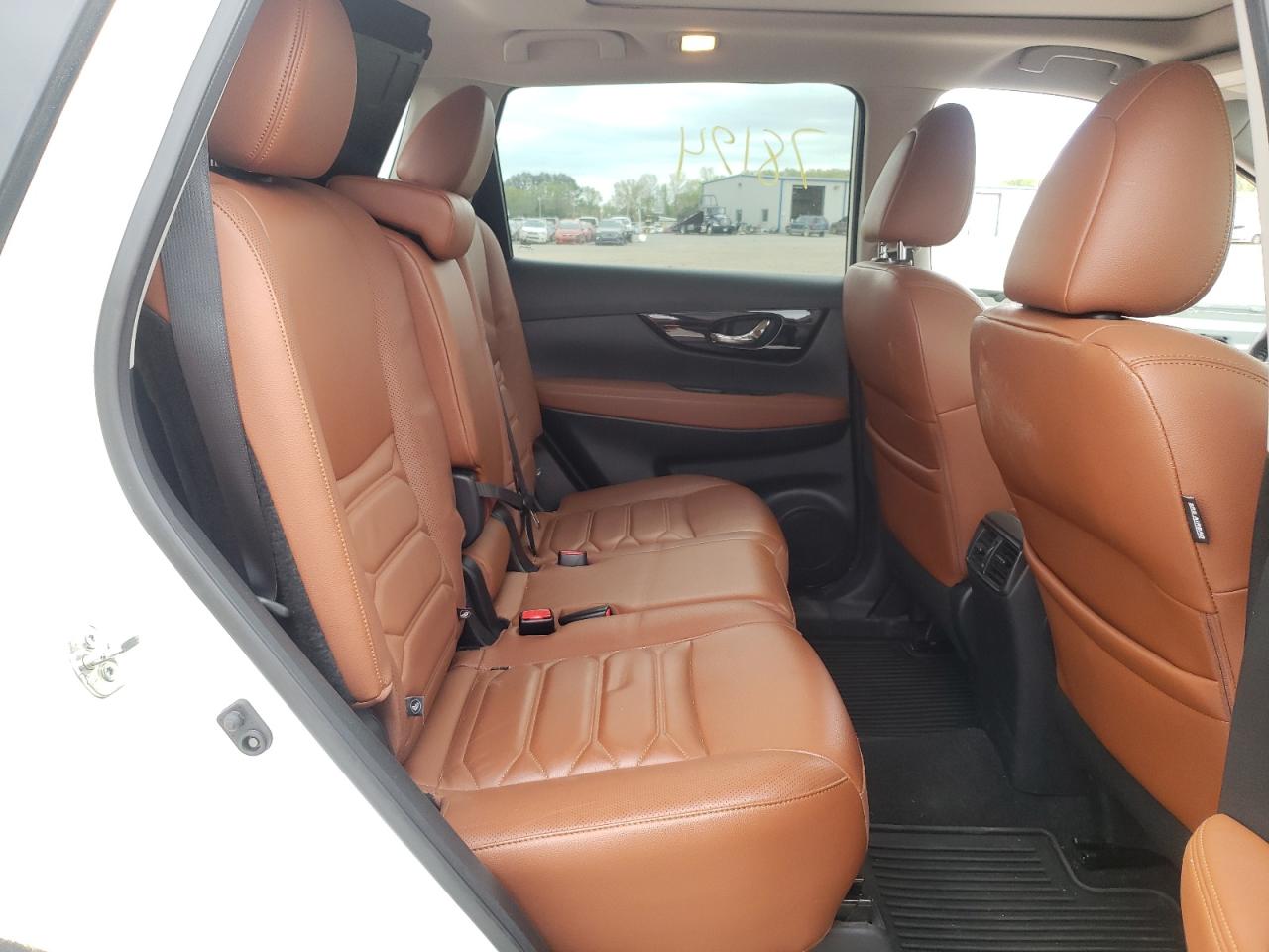Photo 6 from auction – 2019 NISSAN ROGUE S with VIN 5N1AT2MT0KC845083