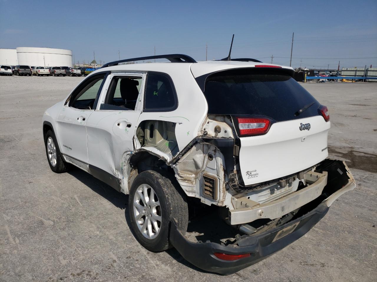 Photo 3 from auction – 2016 JEEP CHEROKEE S with VIN 1C4PJLAB9GW288086