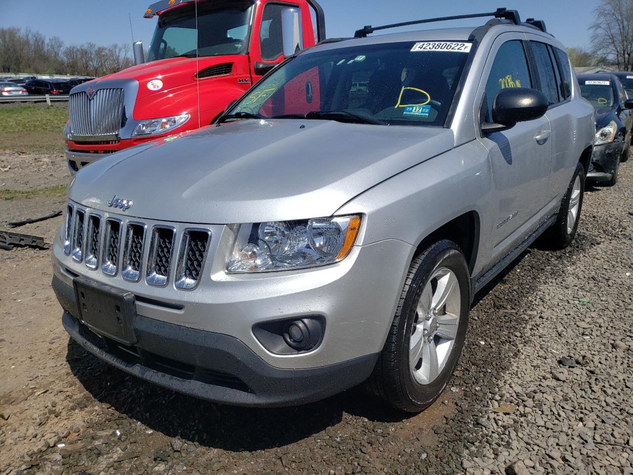 Photo 2 from auction – 2011 JEEP COMPASS SP with VIN 1J4NF1FB2BD135294