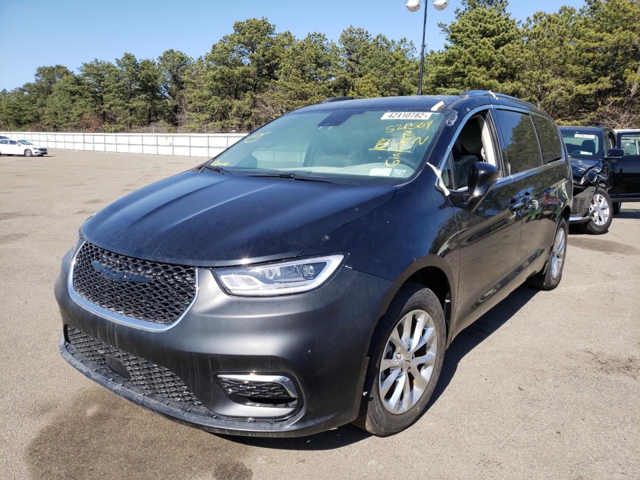 Фото 2 с аукциона – 2021 CHRYSLER PACIFICA T с VIN 2C4RC1BG4MR521569
