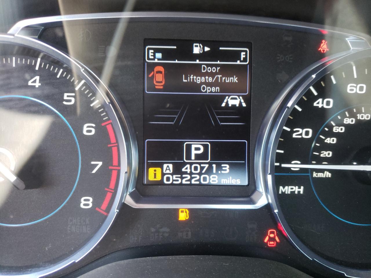 Photo 8 from auction – 2018 SUBARU FORESTER 2 with VIN JF2SJAGC0JH469248