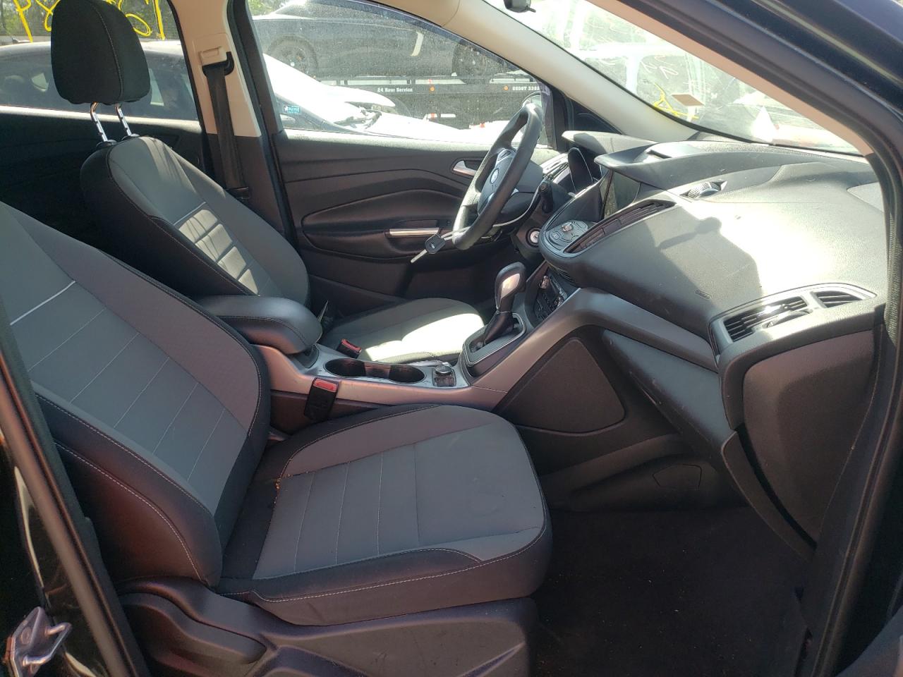 Photo 5 from auction – 2013 FORD ESCAPE SE with VIN 1FMCU0GX2DUD33301