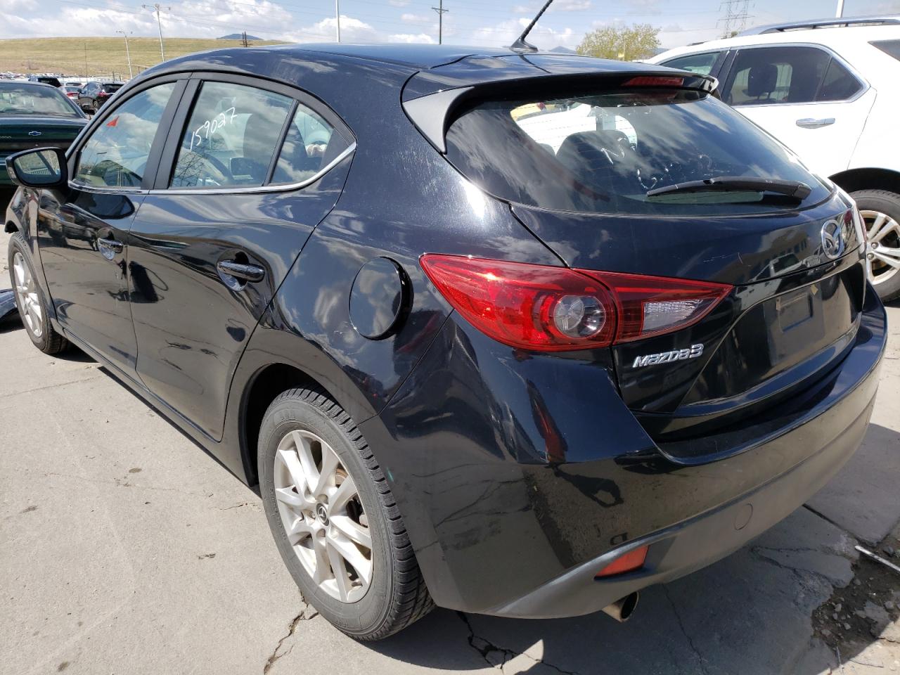Photo 3 from auction – 2014 MAZDA 3 TOURING with VIN JM1BM1L72E1100291