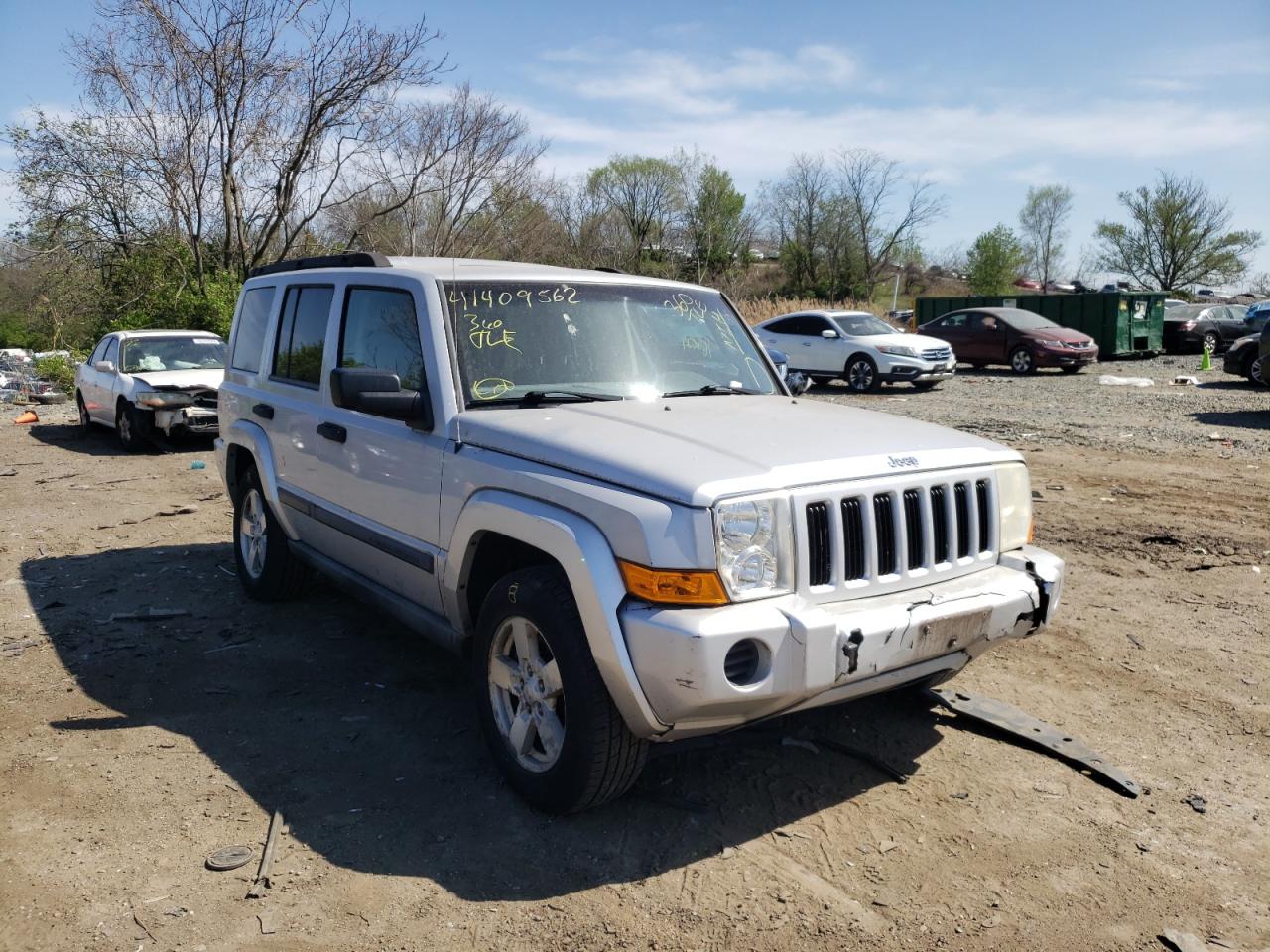 JEEP COMMANDER 2006 with VIN 1J8HG48K66C174201 - Photo from auction