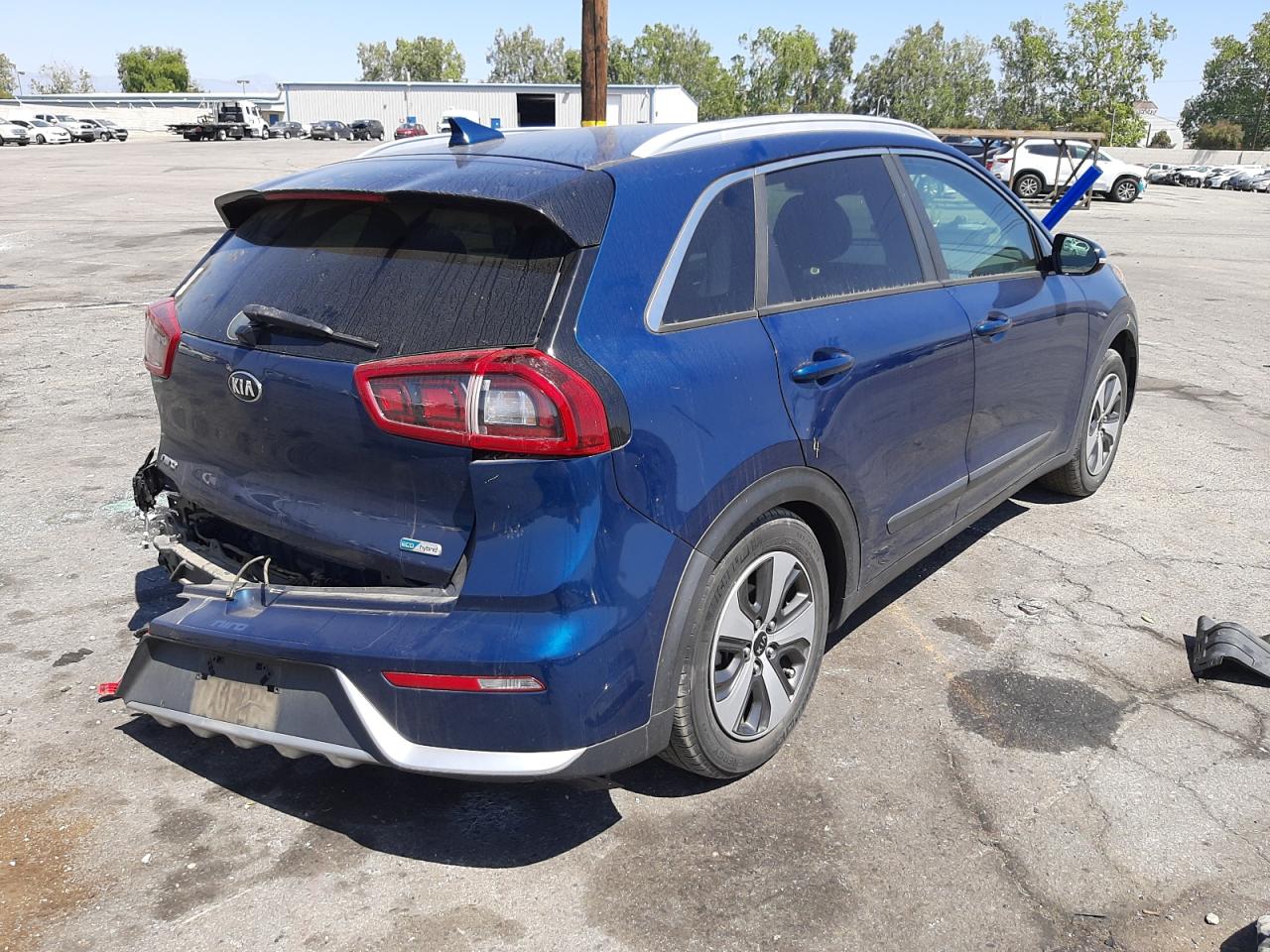 Photo 4 from auction – 2017 KIA NIRO EX with VIN KNDCC3LC3H5068481