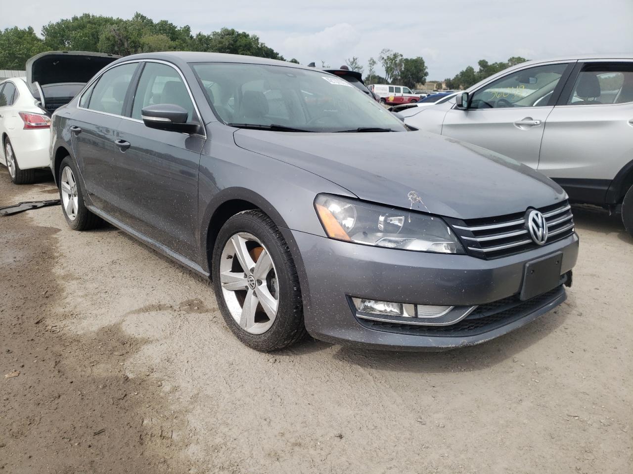 VOLKSWAGEN PASSAT S 2015 with VIN 1VWAS7A38FC080247 - Photo from auction