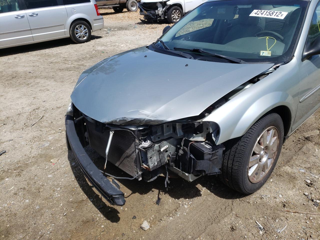 Photo 9 from auction – 2005 CHRYSLER SEBRING LI with VIN 1C3EL66R45N584374