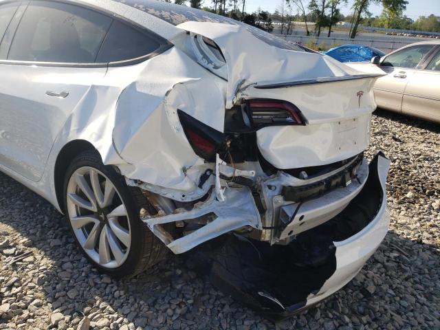 Photo 9 from auction – 2018 TESLA MODEL 3 with VIN 5YJ3E1EB7JF122002