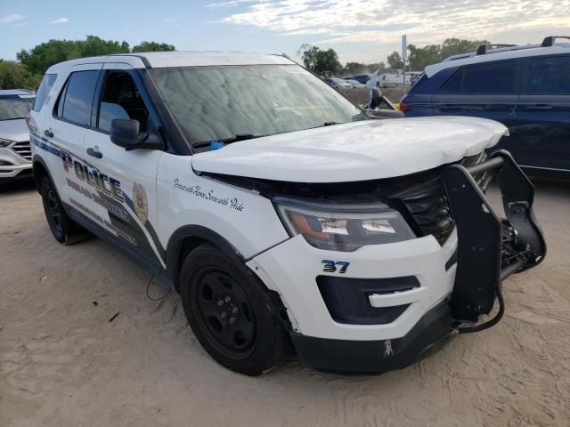 FORD EXPLORER P 2018 with VIN 1FM5K8ARXJGC42732 - Photo from auction