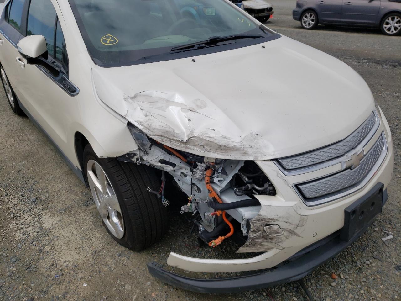 Photo 9 from auction – 2014 CHEVROLET VOLT with VIN 1G1RH6E4XEU165125
