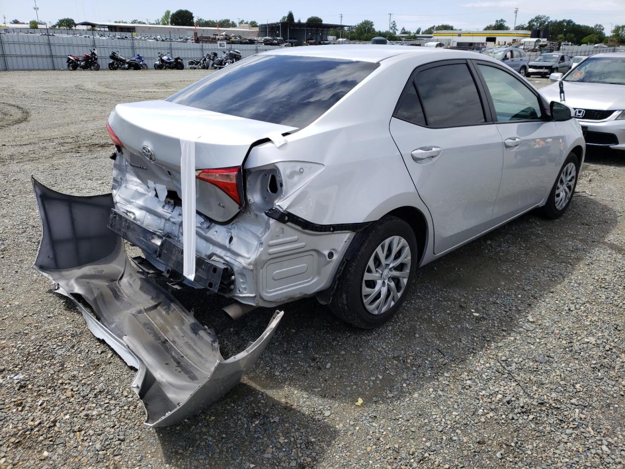 Photo 4 from auction – 2017 TOYOTA COROLLA L with VIN 2T1BURHE7HC763281