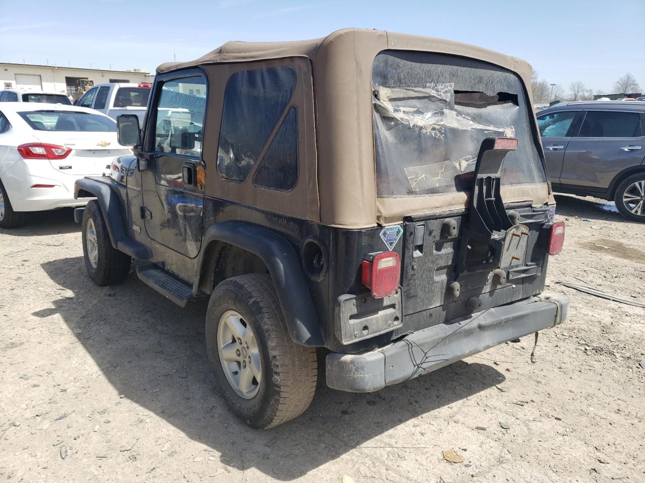 Photo 3 from auction – 2000 JEEP WRANGLER / with VIN 1J4FA29P7YP730617