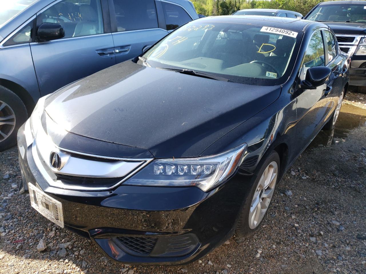 Photo 2 from auction – 2017 ACURA ILX PREMIU with VIN 19UDE2F78HA012293