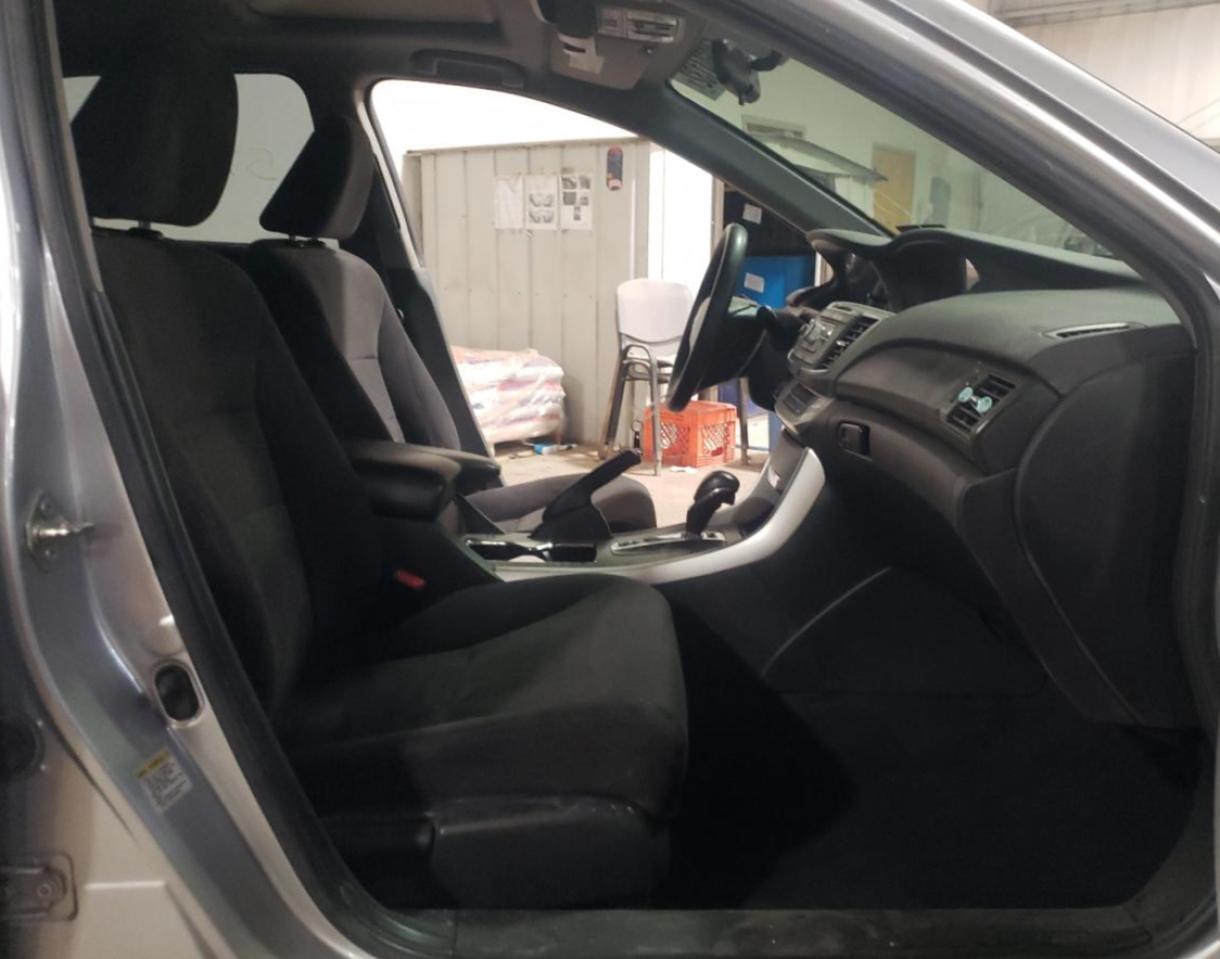 Photo 5 from auction – 2014 HONDA ACCORD EX with VIN 1HGCR2F73EA220643