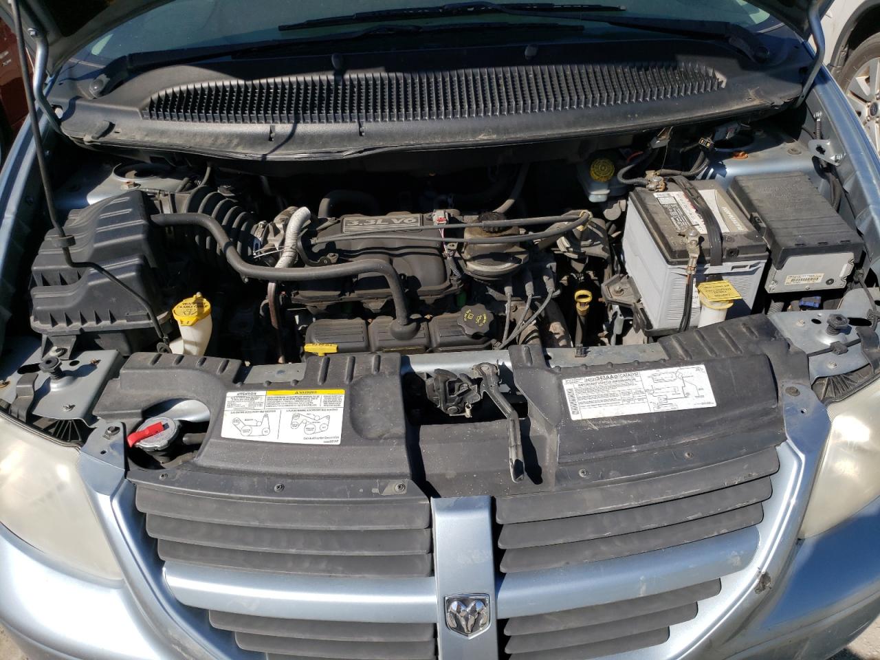 Photo 7 from auction – 2005 DODGE GRAND CARA with VIN 1D4GP24R45B282057