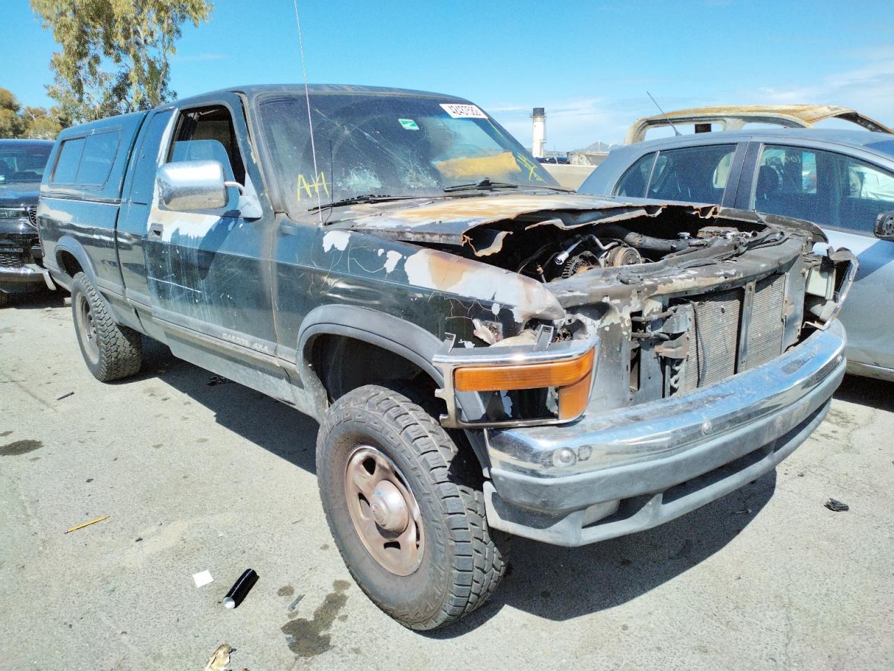 Photo 1 from auction – 1996 DODGE DAKOTA with VIN 1B7GG23X7TS685508