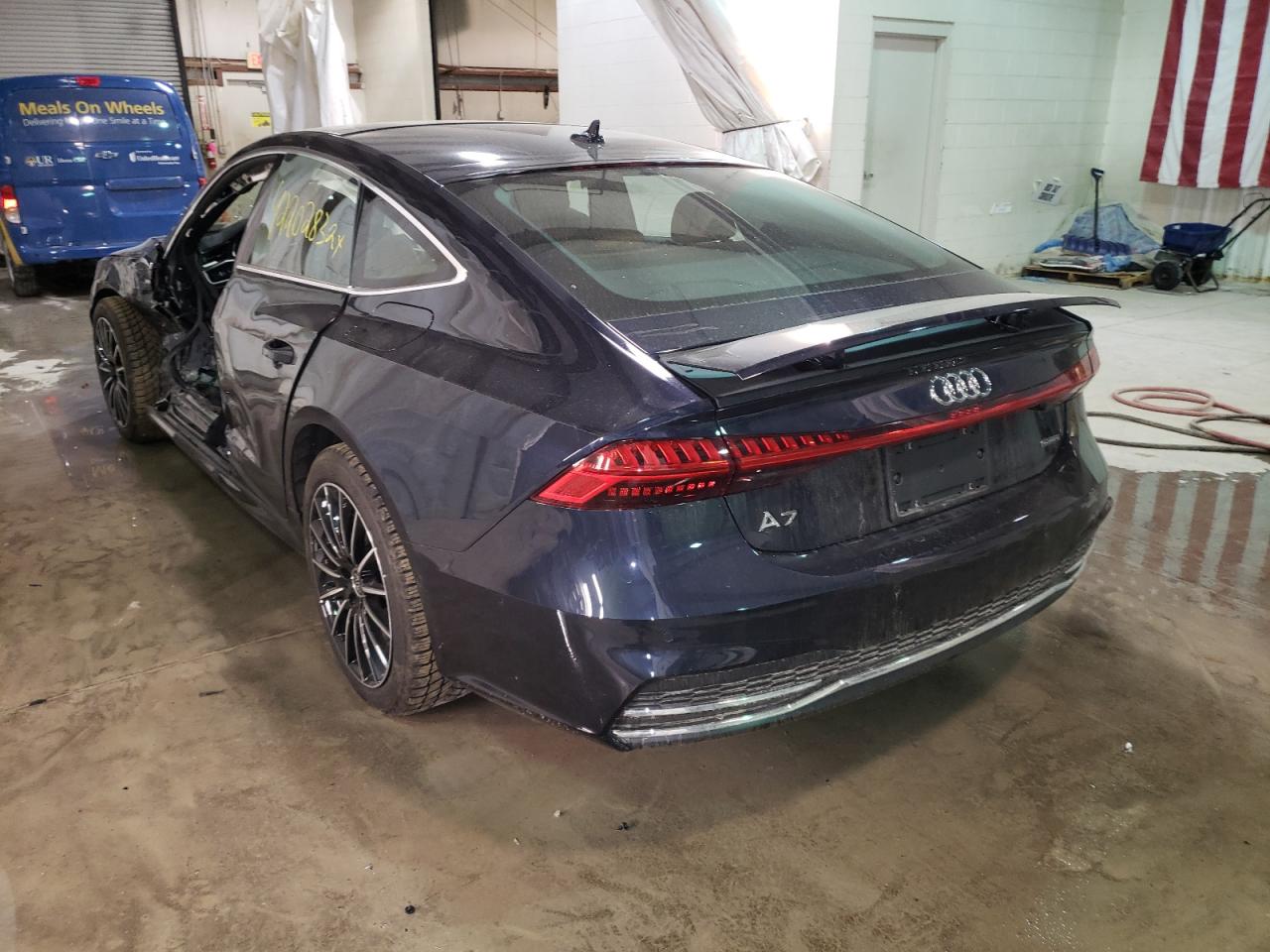 Photo 3 from auction – 2021 AUDI A7 E PREST with VIN WAUVPBF27MN078769