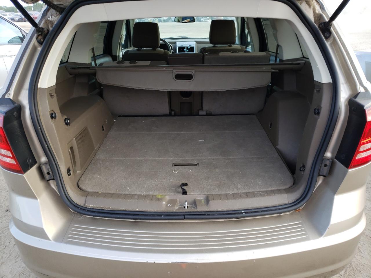 Photo 9 from auction – 2009 DODGE JOURNEY SX with VIN 3D4GH57V29T569652