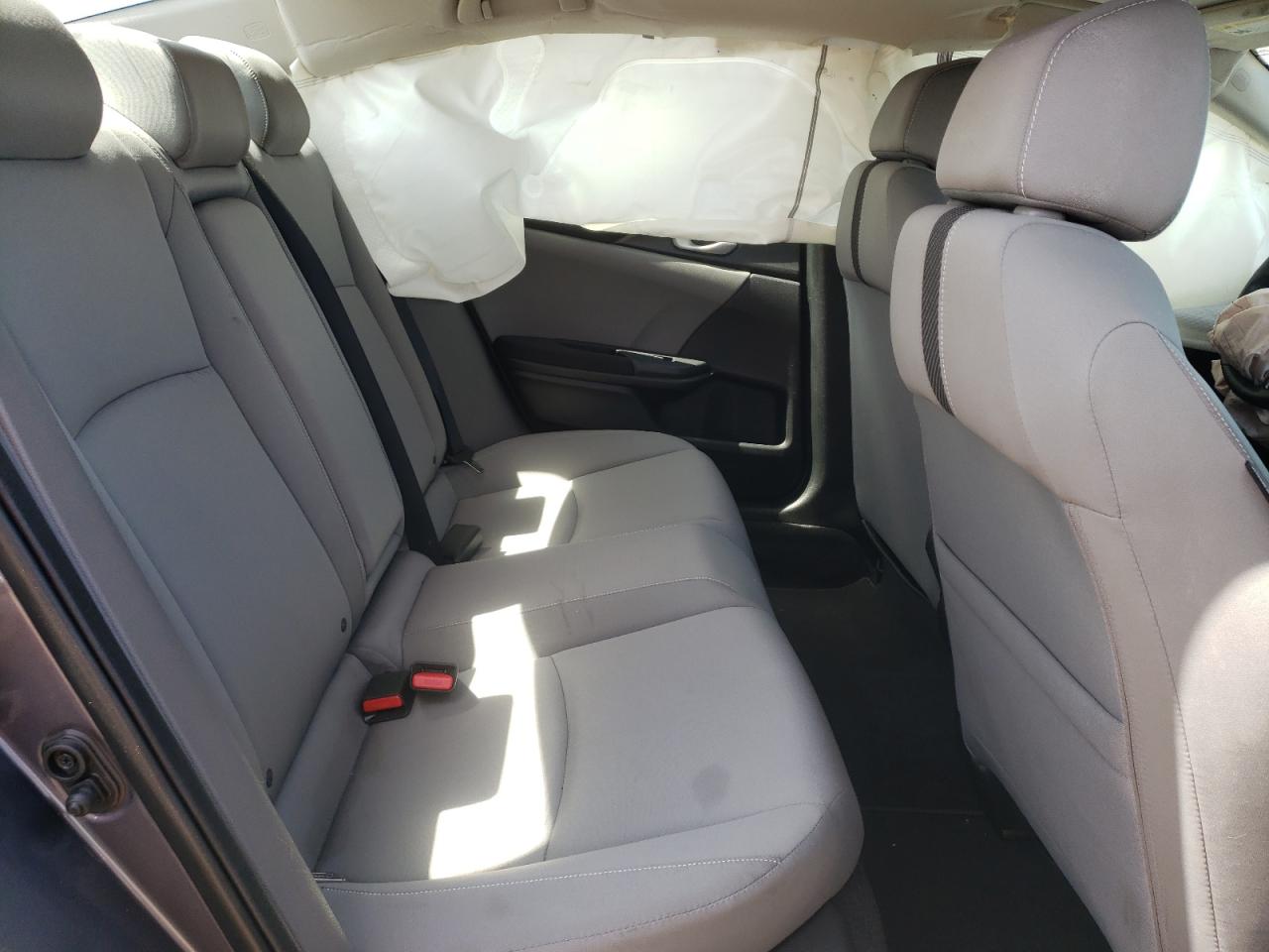 Photo 6 from auction – 2016 HONDA CIVIC EX with VIN 19XFC2F73GE224091