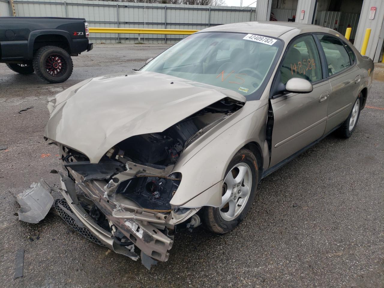 Фото 2 с аукциона – 2003 FORD TAURUS SES с VIN 1FAFP55203A181361