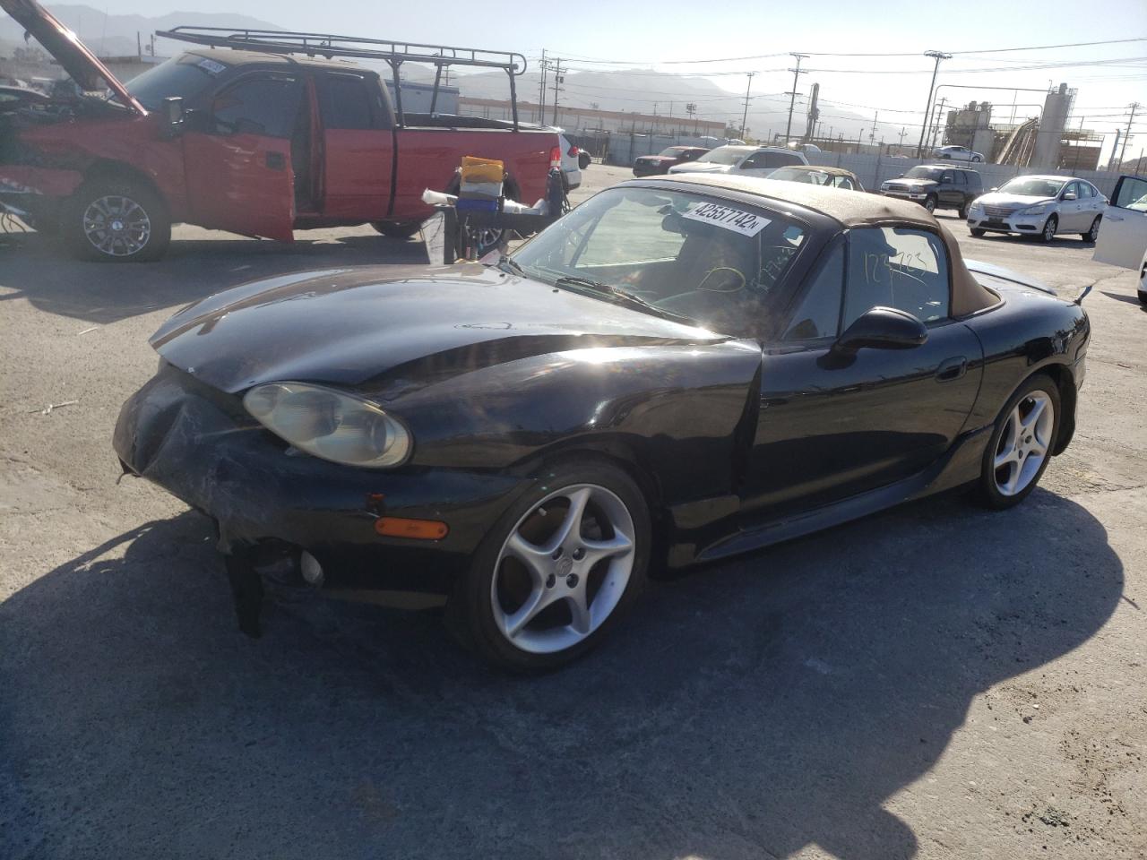 Photo 2 from auction – 2001 MAZDA MX-5 MIATA with VIN JM1NB353910213924