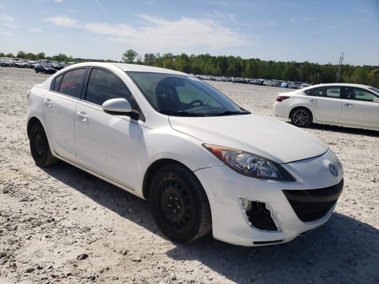 MAZDA 3 I 2011 with VIN JM1BL1UF5B1422167 - Photo from auction